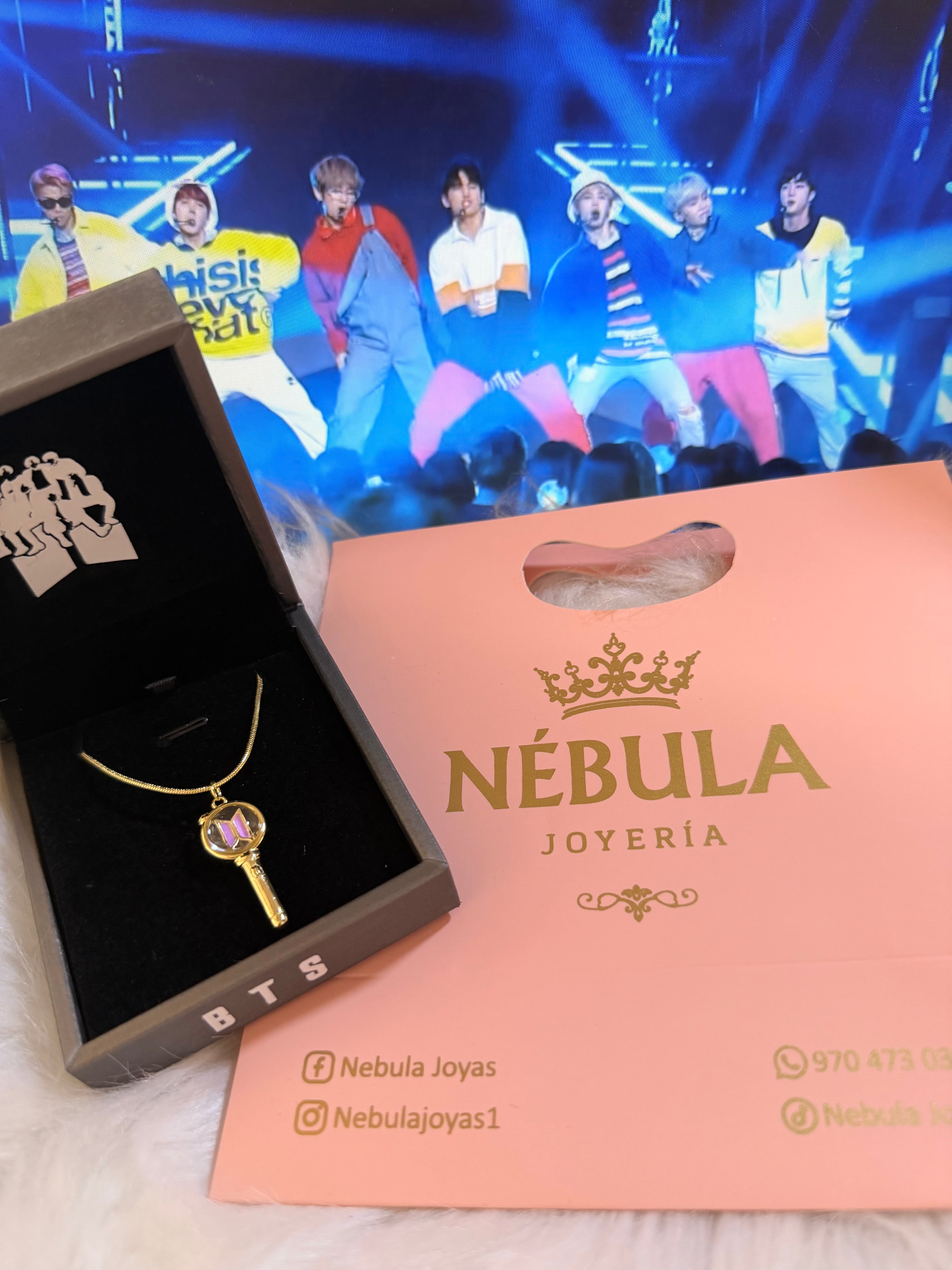Collar Army bomb dorado ✨🫰